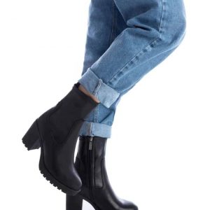 Botines de Caña Alta y Elástica Marca Refresh RF171038