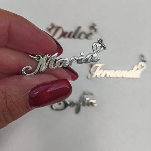 Dijes de nombre personalizado