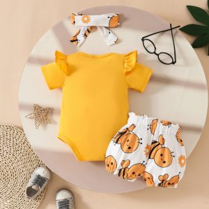 Traje con diseño de Abejita