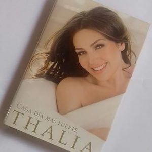 Cada dia mas fuerte / Stronger Every Day