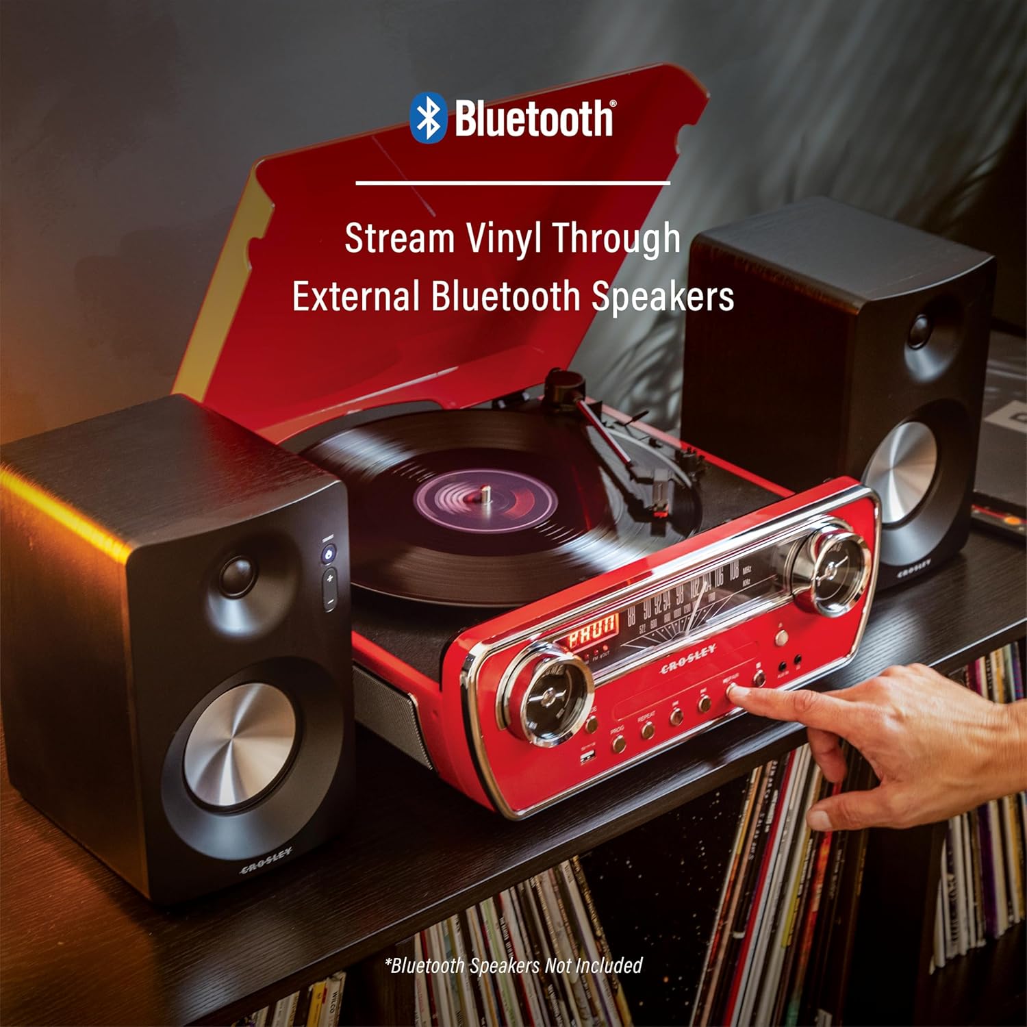 Crosley CR6047A-RE Powel - Reproductor de discos de vinilo Bluetooth 7 en 1 con radio AM/FM, reproductor de CD y entrada auxiliar, rojo