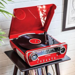 Crosley CR6047A-RE Powel - Reproductor de discos de vinilo Bluetooth 7 en 1 con radio AM/FM, reproductor de CD y entrada auxiliar, rojo
