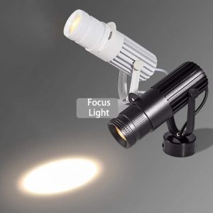 Foco blanco cálido LED Spotlight Bar Escenario Cámara Proyección Foco Zoom Luz de enfoque ajustable para escaparate Mural Fondo Iluminación de pared 1 unids Blanco 7W Montaje en superficie