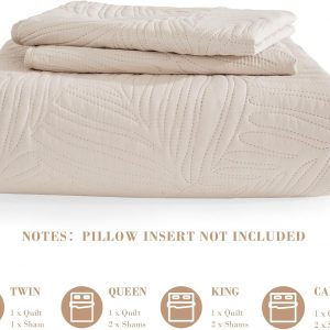 Exclusivo Mezcla King Size Quilt Bedding Set, Lightweight Brich Beige Quilts King Size for All Seasons, Soft Microfiber Bedspreads Coverlets Bed Cover with Leaf Pattern, 3 Piece