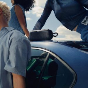 Bose SoundLink Plus Portable Bluetooth Speaker, Wireless Outdoor Speaker, Up to 20 Hours Battery Life, Waterproof and Dustproof, Black