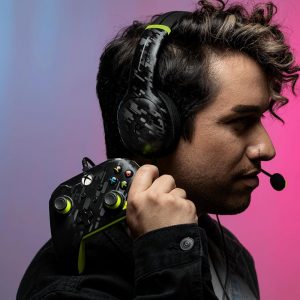 PDP Wired Xbox Gaming Controller: Gamepad Licensed for Xbox Series X|S, Xbox One, PC, Audio Controls, 8ft Cable, 3.5mm jack, Mappable Buttons/Triggers, Companion App: Electric Carbon Grey/Yellow