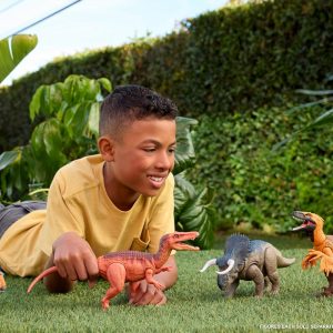 Mattel Jurassic World Rebirth Juguete de Dinosaurio Rugido Salvaje, Figura Articulable de Spiclypeus, Cabezazo y Ataque Thrash Controlados por la Cola y Sonido, Juego Digital