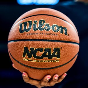 Wilson NCAA Final Four Basketball - 29.5" and 28.5"