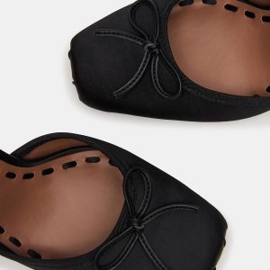 Steve Madden Women's Larina Pump