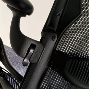 Herman Miller Silla de Oficina Ergonómica Embody | Brazos Totalmente Ajustables y Ruedas para Alfombra | Black Rhythm