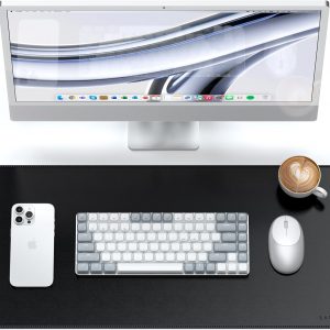 Satechi - Tapete grande de escritorio de cuero vegano, resistente a arañazos y al agua, fácil de limpiar, tapete de escritorio para oficina y hogar, 68 x 31.5 x 0.25 cm - Negro