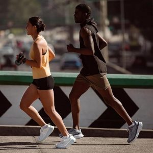 Saucony Zapatillas de running Guide 18 para mujer