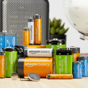 Amazon Basics Baterías alcalinas de alto rendimiento de 20 Pack AA, vida útil de 10 años, paquete de valores fácil de abrir