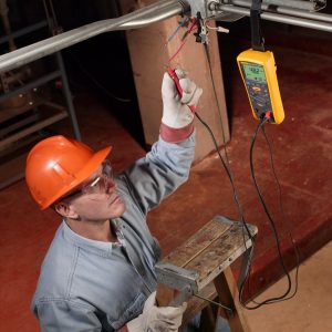 Fluke 1507 Digital Megohmmeter Insulation Resistance Tester, for Advanced Industrial and Electrical Insulation Testing, Offers Multiple Insulation Test Voltages: 50 V, 100 V, 250 V, 500 V, and 1000 V
