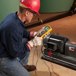 Fluke 1507 Digital Megohmmeter Insulation Resistance Tester, for Advanced Industrial and Electrical Insulation Testing, Offers Multiple Insulation Test Voltages: 50 V, 100 V, 250 V, 500 V, and 1000 V