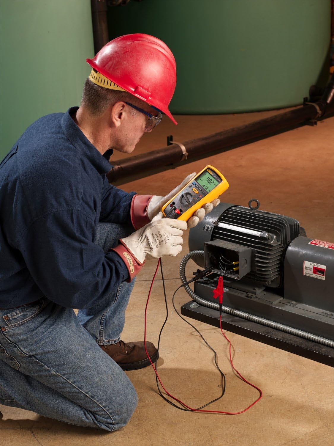 Fluke 1507 Digital Megohmmeter Insulation Resistance Tester, for Advanced Industrial and Electrical Insulation Testing, Offers Multiple Insulation Test Voltages: 50 V, 100 V, 250 V, 500 V, and 1000 V