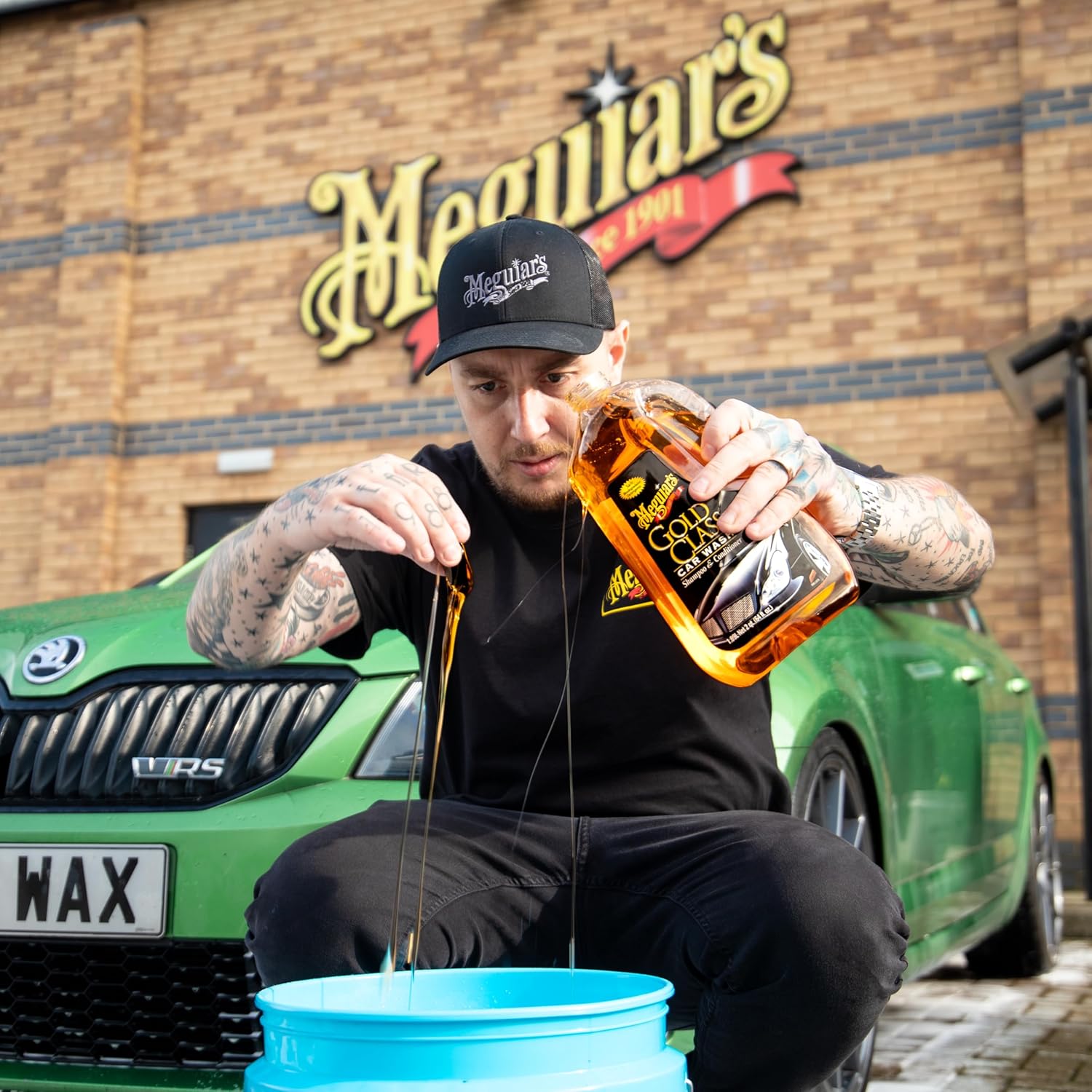Meguiar's Gold Class - Espuma para lavado de autos para limpieza de autos, contenedor de 64 onzas (paquete de 2)