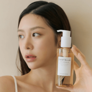 SKIN1004 Centella Light Cleansing Oil