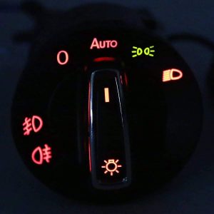 Sensor de luz e interruptor de faros delanteros automáticos para Golf MK5 / Jetta MK5 / Golf MK6 / 2015 Tiguan 5ND 941 431 B (no para modelos Jetta MK6)