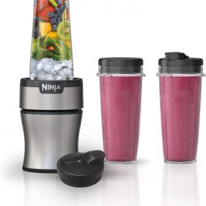 Ninja BN301 Nutri-Blender Plus Compact Personal Blender, 900-Peak-Watt Motor, Frozen Drinks, Smoothies, Sauces & More, (3) 20 oz. To-Go Cups, (2) Spout-Lids (1) Storage-Lid, Dishwasher Safe, Silver