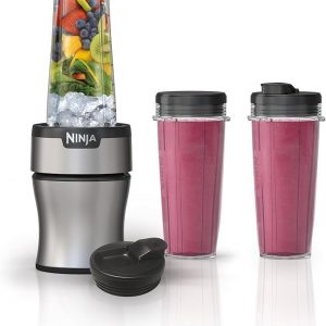 Ninja BN301 Nutri-Blender Plus Compact Personal Blender, 900-Peak-Watt Motor, Frozen Drinks, Smoothies, Sauces & More, (3) 20 oz. To-Go Cups, (2) Spout-Lids (1) Storage-Lid, Dishwasher Safe, Silver