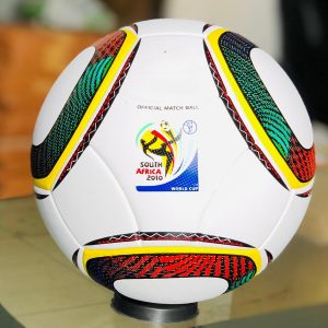 Pelota de fútbol oficial del Mundial de Sudáfrica 2010 – Edición auténtica tamaño 5, artículo de colección | Calidad de partido profesional | Edición limitada | Para exhibir o jugar