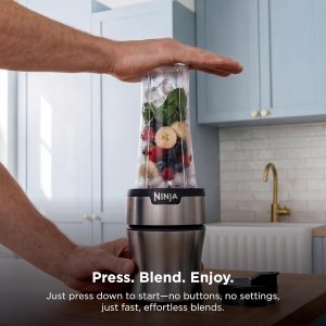 Ninja BN301 Nutri-Blender Plus Compact Personal Blender, 900-Peak-Watt Motor, Frozen Drinks, Smoothies, Sauces & More, (3) 20 oz. To-Go Cups, (2) Spout-Lids (1) Storage-Lid, Dishwasher Safe, Silver
