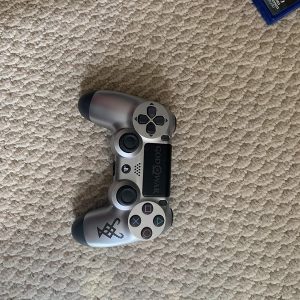 PlayStation 4 Pro 1TB Limited Edition Console - God of War Bundle [Discontinued]