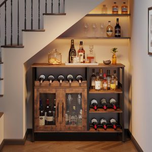 X-cosrack Armario para bar de vinos con estante desmontable para vinos, gabinete de barra de café con soporte para vidrio, aparador pequeño y gabinete de buffet con puerta de malla, marrón rústico