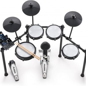 Alesis Nitro Max Kit - Juego de batería eléctrica con almohadillas de malla silenciosas, caja de doble zona de 10 pulgadas, Bluetooth, más de 440 sonidos auténticos, Drumeo, USB MIDI, pedal de patada