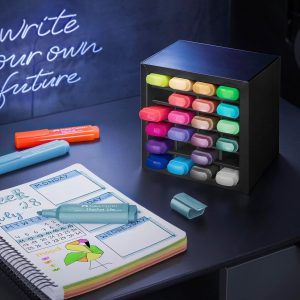 Faber-Castell Juego de escritorio resaltador, surtido de 24 marcadores de punta de cincel, juego metálico, neón y pastel, resaltadores finos que no se corren, suministros de papelería y diario de viñetas, regalos para artistas