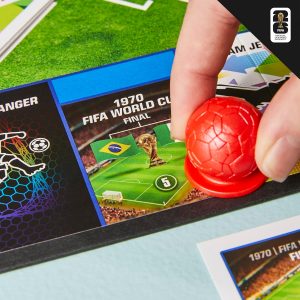 Monopoly Panini Prizm: Juego de mesa de fútbol de la Copa Mundial de la FIFA I con Monopoly Panini Prizm FIFA World Cup 2026 Trading Cards I a partir de 8 años