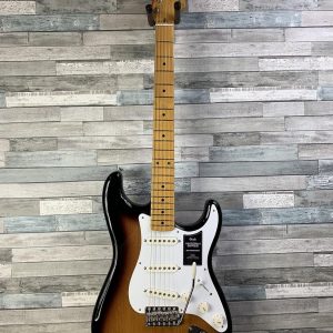 Fender Vintera II '50s Stratocaster Electric Guitar - 2-color Sunburst with Maple Fingerboard