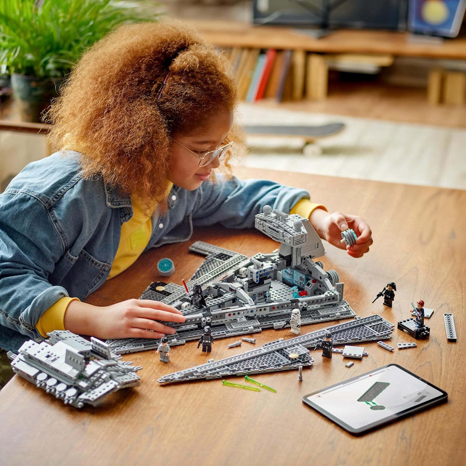 LEGO Star Wars Imperial Star Destroyer Juego de juguetes de construcción – Construcción y exhibición para niños y niñas, a partir de 10 años – Regalo para cumpleaños – Star Wars Darth Vader y 6