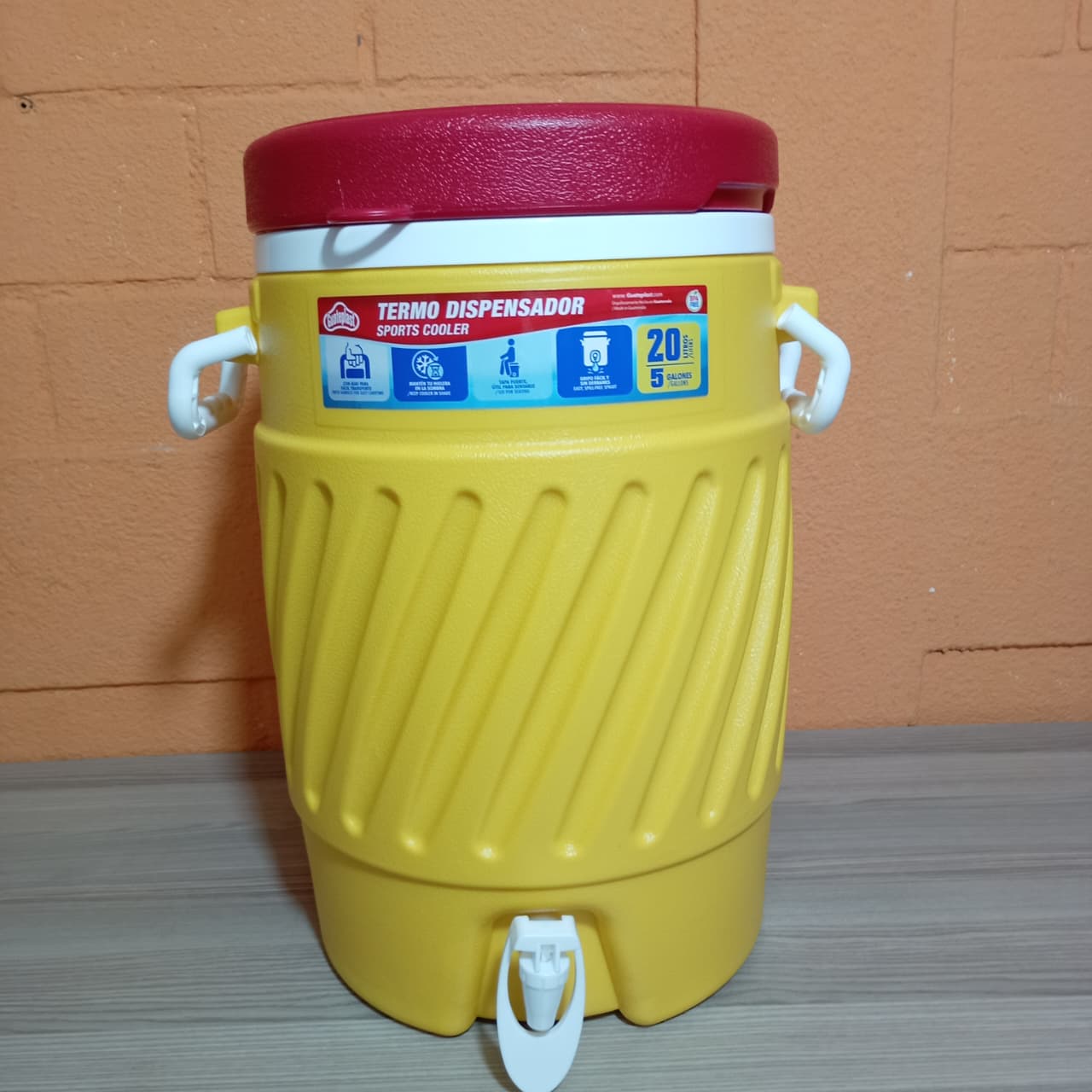 Termo Dispensador de 20 litros (5 Galones)