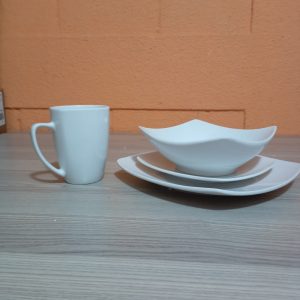 Set de vajilla Gibson 16 piezas