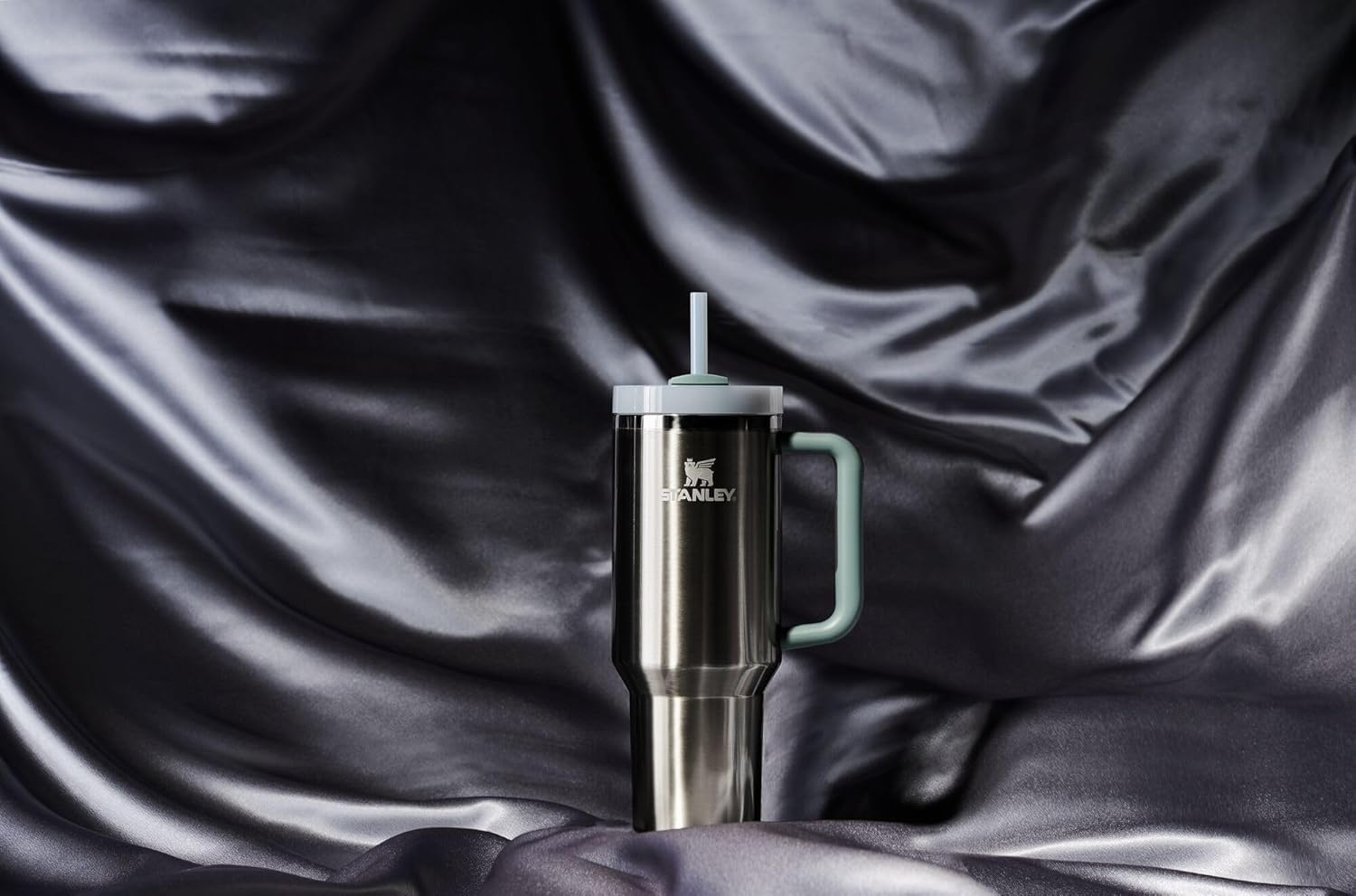 STANLEY Quencher H2.0 FlowState - Vaso térmico de acero inoxidable con aislamiento al vacío, vaso con tapa y pajita para agua, té o café helado, batido y más