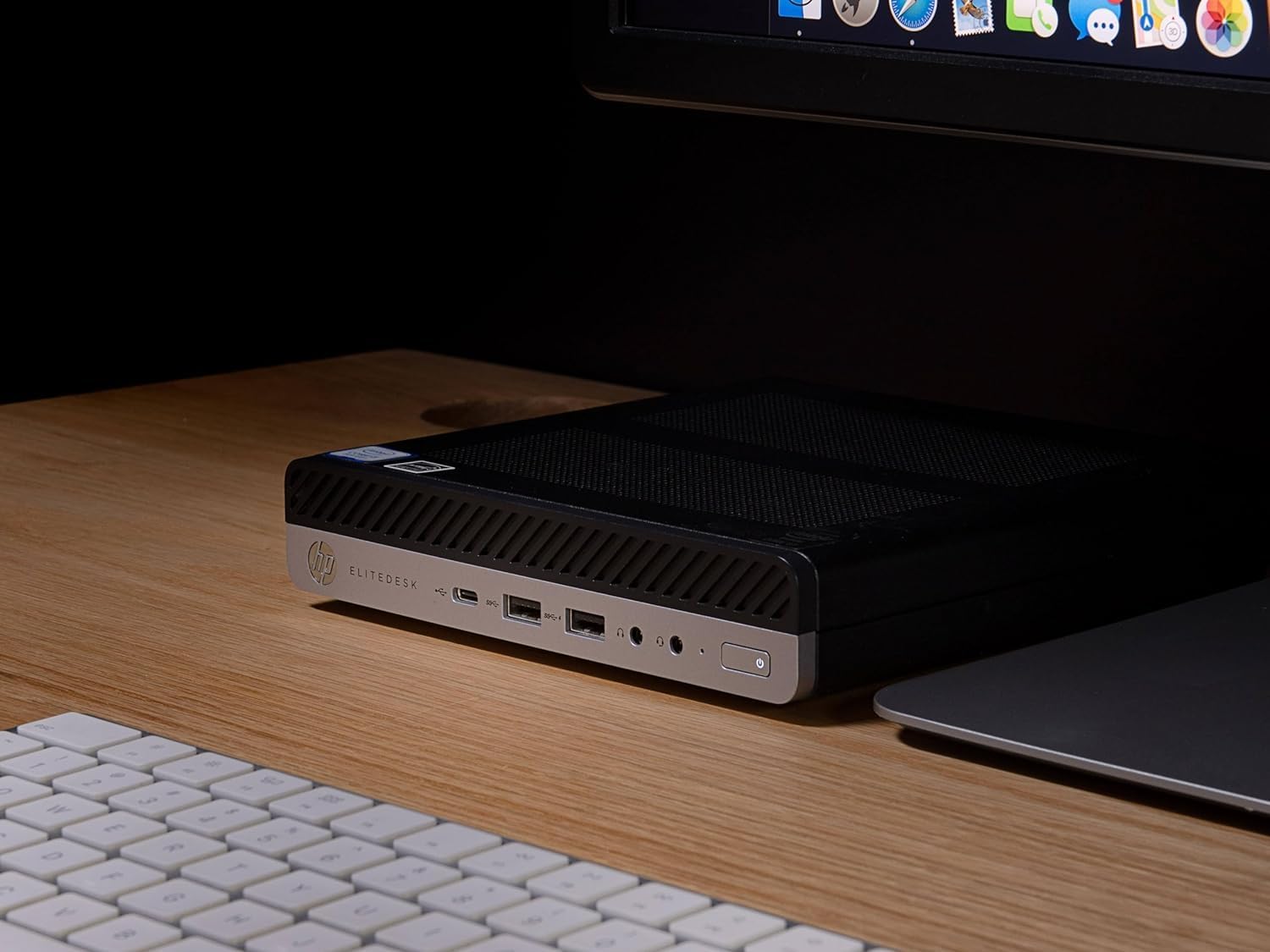 HP EliteDesk 800 G4 Mini Desktop PC, Core i5-8500T, 8 GB RAM, 256 GB SSD, USB BT, USB WiFi, Windows 11 Pro (Renewed)