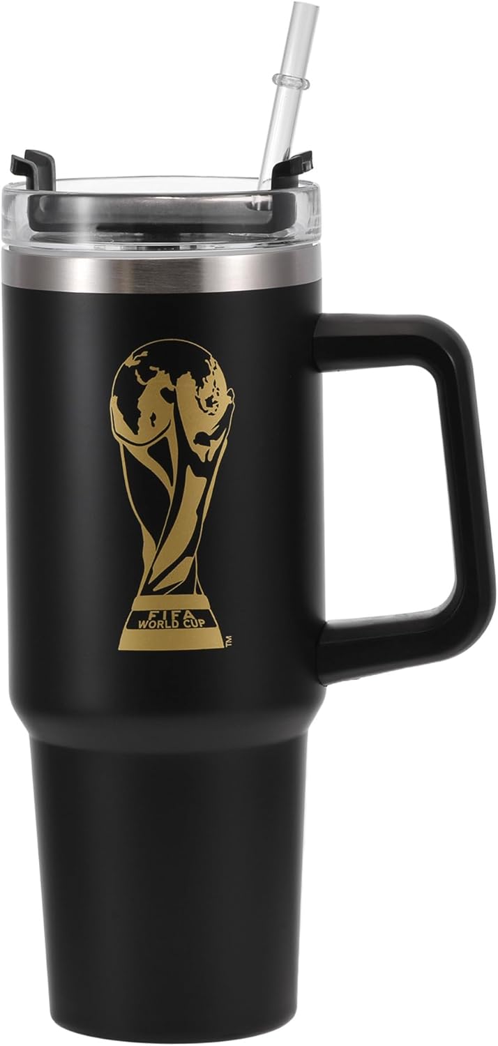 Copa Mundial Oficial de la FIFA Edición 2026 – Vaso doble aislado de 30 onzas con asa y popote – Acero inoxidable de alta calidad – Lavar a mano – Mantiene las bebidas calientes 12 horas/frías 24 horas – Negro