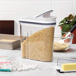 OXO Good Grips Dispensador de Cereales Hermético POP Grande (4.5 Qt)