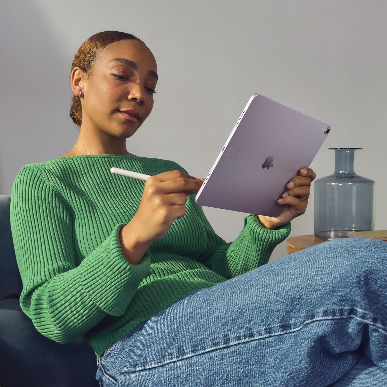Apple iPad Air de 11 pulgadas (M2): Diseñado para Apple Intelligence, Pantalla Liquid Retina, 512GB, Cámara Frontal/Trasera de 12MP, Wi-Fi 6E, Touch ID, Batería de Todo el Día — Gris Espacial