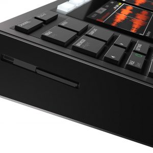 Native Instruments Estación de trabajo de producción MASCHINE+