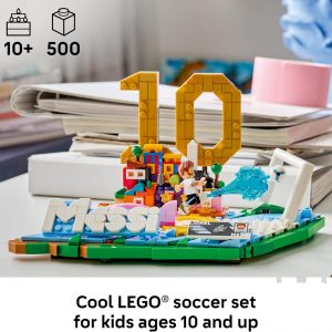 LEGO Editions Lionel Messi - Juego de construcción para niños y niñas, a partir de 10 años, regalo de fútbol coleccionable con placa, decoración de dormitorio o estante para niños - 43011