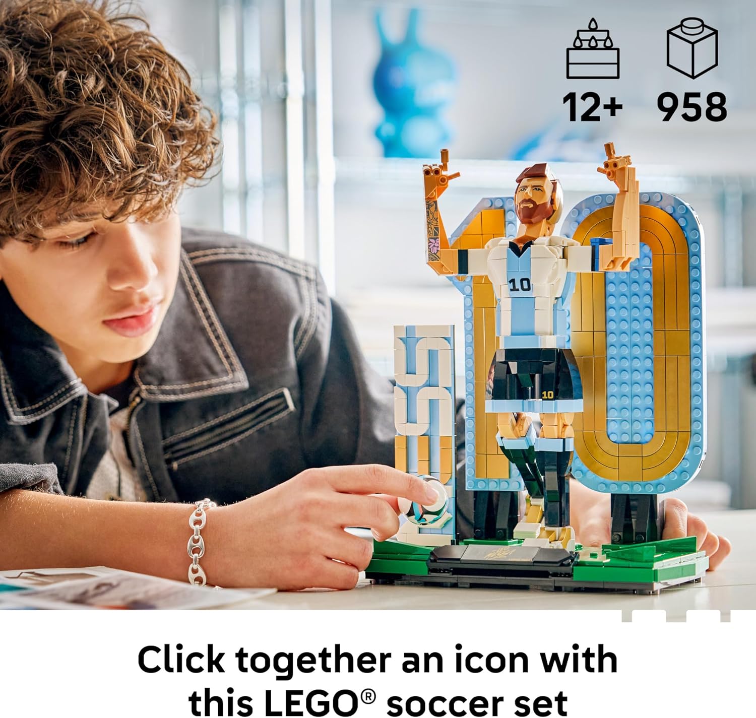 LEGO Editions Lionel Messi – Collector's Set Co-Pack - Building Toy for Kids - Soccer Collectible - Sports Décor for Boys & Girls, Ages 12+ - Gift Idea for Soccer Fans - 66818