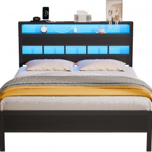 Furnulem Base de cama de tamaño matrimonial con luz LED y estación de carga, cabecera de almacenamiento de madera con estantes de 2 niveles, cama de plataforma de metal con soporte de listones resistentes, no necesita somier, roble negro