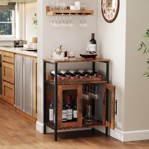 X-cosrack Armario para bar de vinos con estante desmontable para vinos, barra de café con soporte para vidrio, aparador pequeño y gabinete de buffet con puerta de malla, marrón rústico (patente