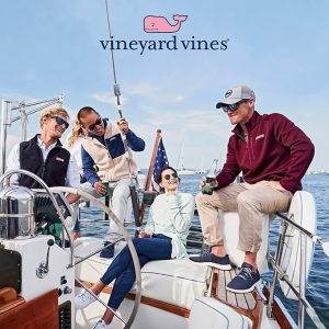 Vineyard Vines Camiseta de manga corta con bolsillo vintage de ballena para hombre