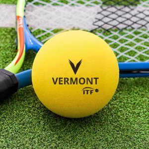 FORZA Vermont Foam Mini Pelotas de tenis rojas – Pelotas de tenis para principiantes de etapa 3 aprobadas por la ITF | Pelotas de entrenamiento de espuma suave | Amarillo de alta visibilidad |