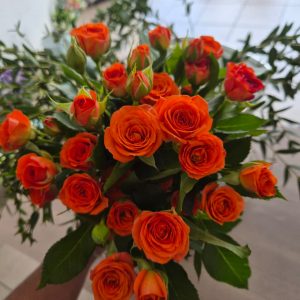 “Armonía de Primavera” – Ramo Floral Premium